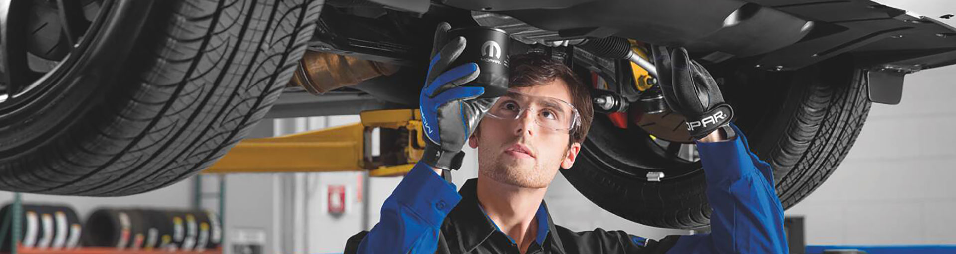 Dodge Dealership in El Paso, TX Reveals Signs Your Car Needs An Oil Change